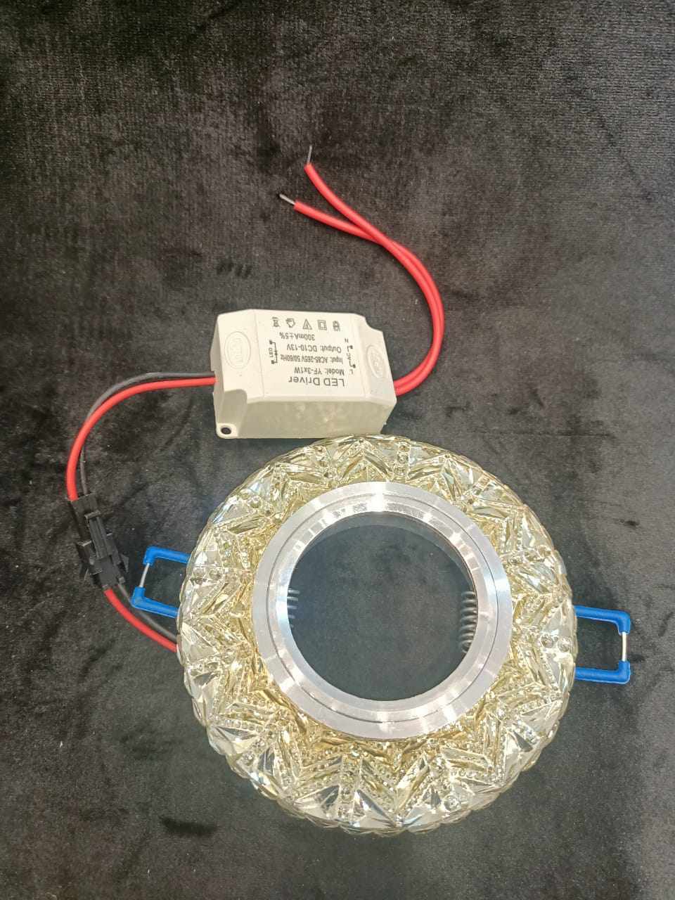 SPOT CRYSTAL ACRYLIC WH 3000K TS03-151